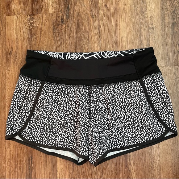 lululemon athletica Pants - Women’s Lululemon Short